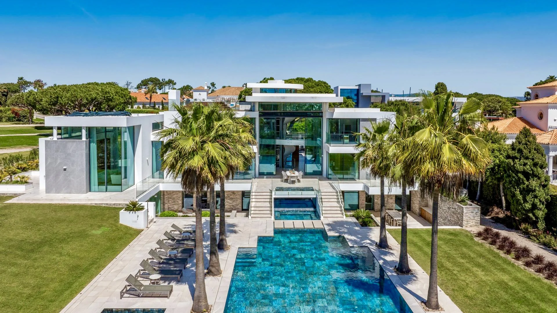 Quinta do Lago, Homes & Real Estate