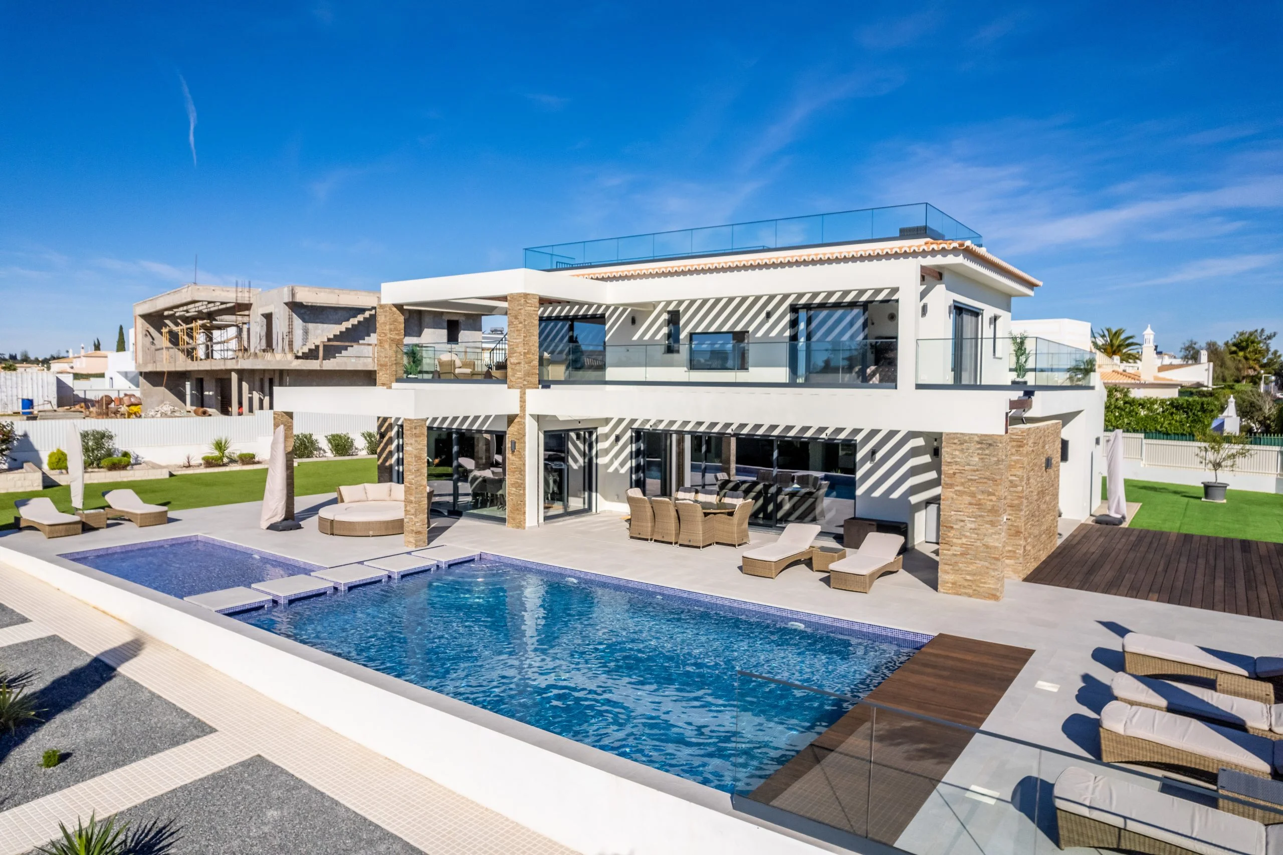 Property in Carvoeiro with sea views
