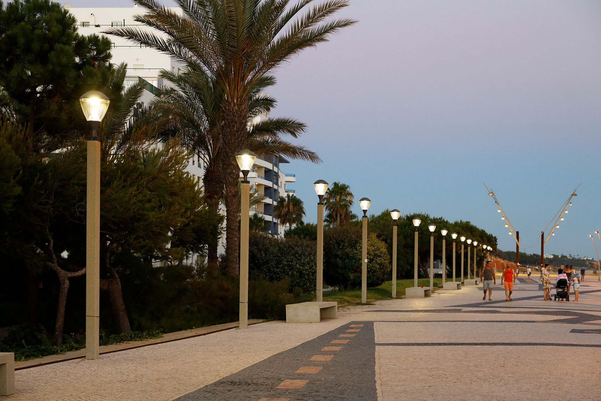 Quarteira promenade Avenida Infante de Sagres