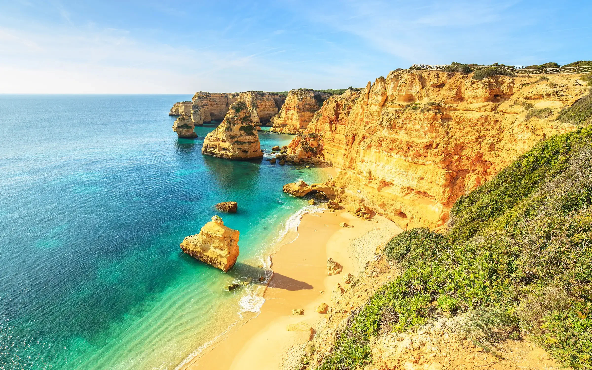 The famous Seven Hanging Valleys trail with breathtaking cliffs