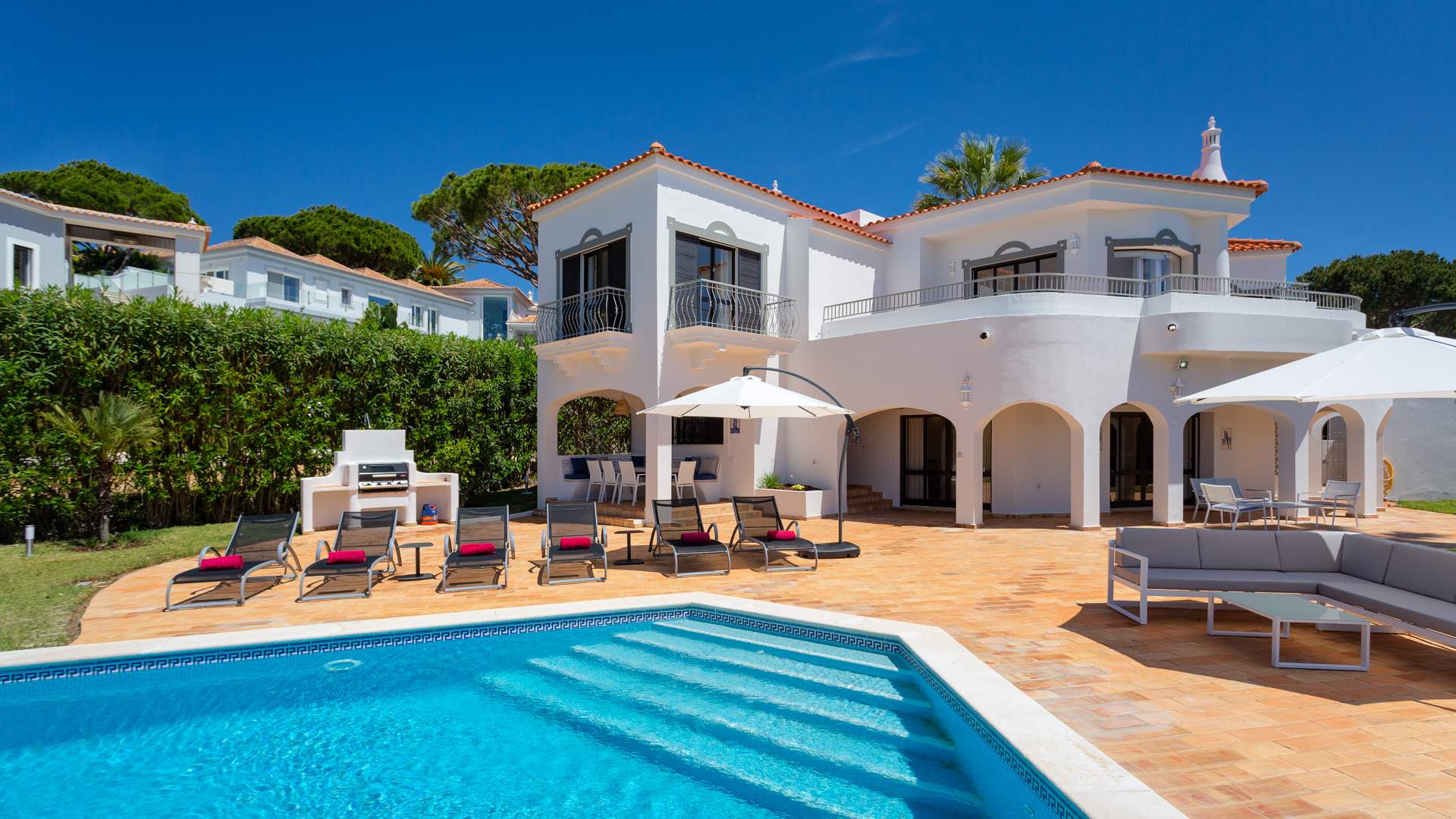Property in Olhao with traditional architecture and views of the Ria Formosa